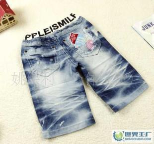 童装新风尚 011夏款蓝天白云洗水压皱牛仔中裤引领潮流